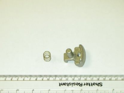 Picture of R055,306